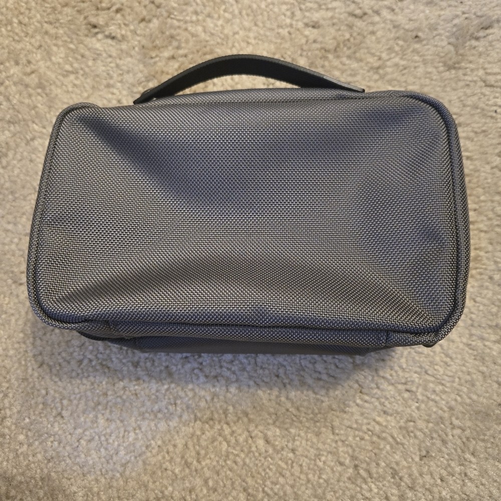 Tumi Toiletry Bag - Picture 3 of 6